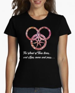 camiseta_the_wheel_of_time--i-13562319122110135623091;k-ea19a6231c5fa8f2ee79774e031e6da5;b-f8f8f8;s-M_L1;f-f